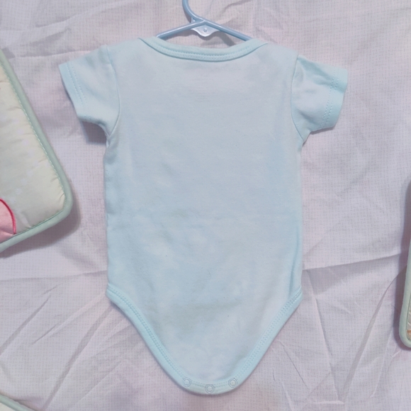 🧮6/$20 Sara Kety "Chicks All Over Me" Onesie Pastel Blue & Yellow Sz. 6-12 mos - Picture 3 of 4